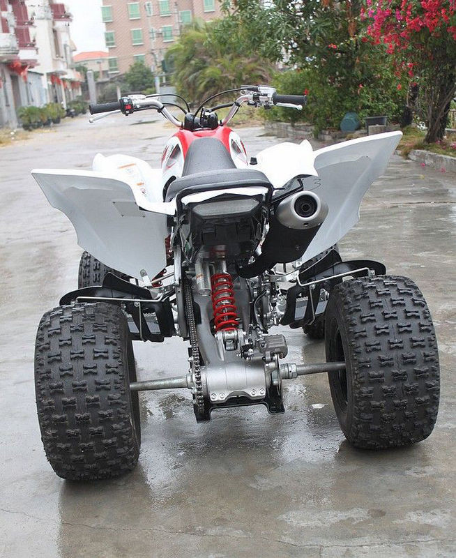 W / Fan 4 स्ट्रोक SOHC के साथ लिक्विड कूल्ड यामाहा युवा Atv 700cc रेसिंग 4 व्हीलर