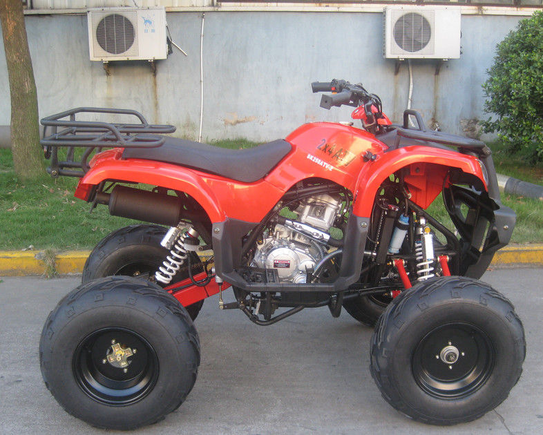वाटर कूल्ड 4 व्हील ऑल टेरेन व्हीकल एटीवी 150CC 3.9HP चेन ड्राइव के साथ