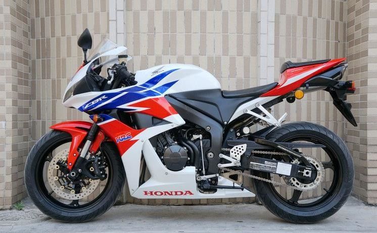 यामाहा मोटर स्कूटर लिक्विड कूल्ड, 600cc इलेक्ट्रिक पावर्ड मोटरसाइकिल इनलाइन फोर सिलेंडर