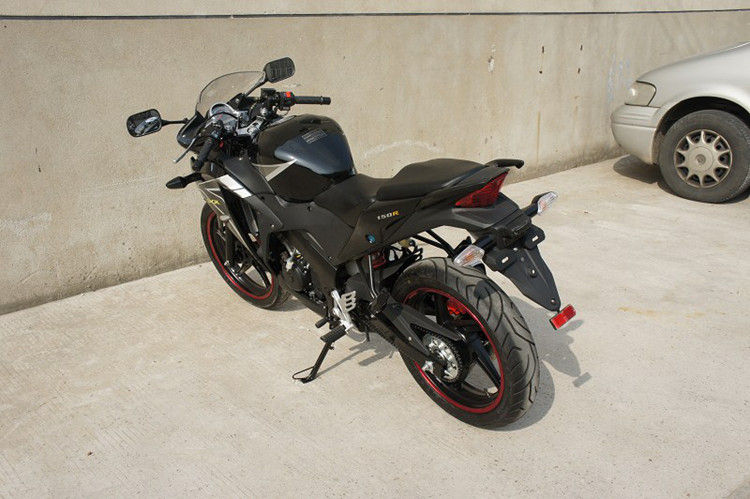वयस्कों के लिए 2 सीटर इलेक्ट्रिक मोटरसाइकिल 250cc स्टैंडर्ड मोटरसाइकिल सिंगल सिलेंडर