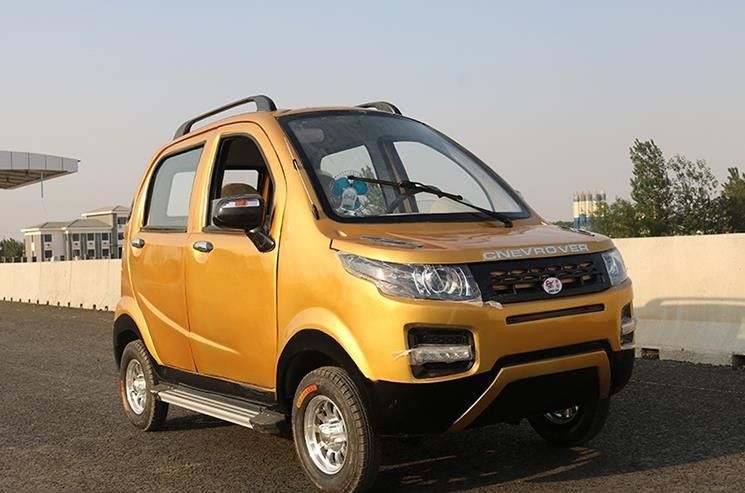 30 डिग्री चढ़ने की क्षमता के साथ स्ट्रीट लीगल गोल्फ कार्ट, 3000w मोटर चालित गोल्फ कार्ट