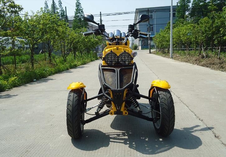 क्षैतिज प्रकार ट्राय व्हील मोटरसाइकिल 50cc 3 व्हील ट्राइक स्कूटर 4 स्ट्रोक