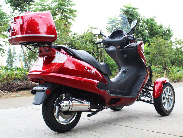 एकल सिलेंडर, बेल्ट ड्राइव ट्रांसमिशन के साथ 50CC क्षैतिज प्रकार त्रि पहिया मोटरसाइकिल