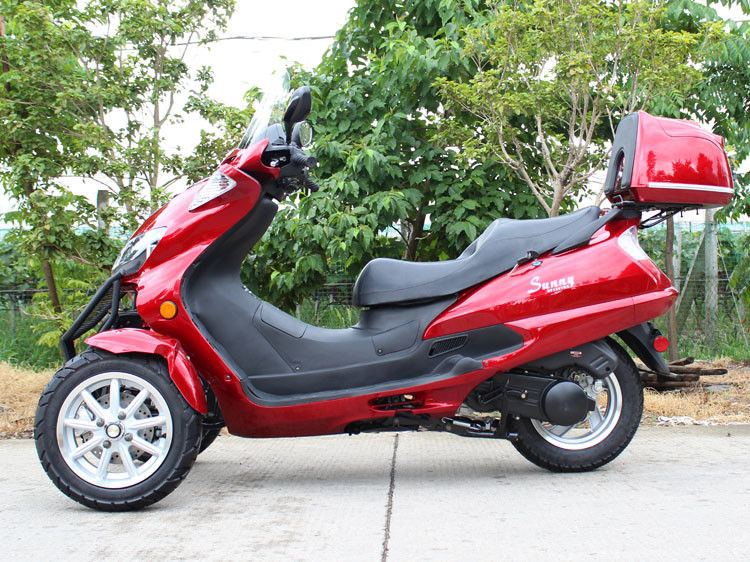 एकल सिलेंडर, बेल्ट ड्राइव ट्रांसमिशन के साथ 50CC क्षैतिज प्रकार त्रि पहिया मोटरसाइकिल