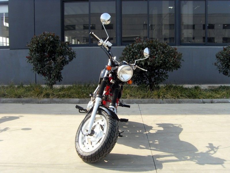 क्लासिकल वाइड हैंडलबार / स्पीडोमीटर और इंडिकेटर लैंप के साथ 50cc मिनी डर्ट बाइक मोटरसाइकिल