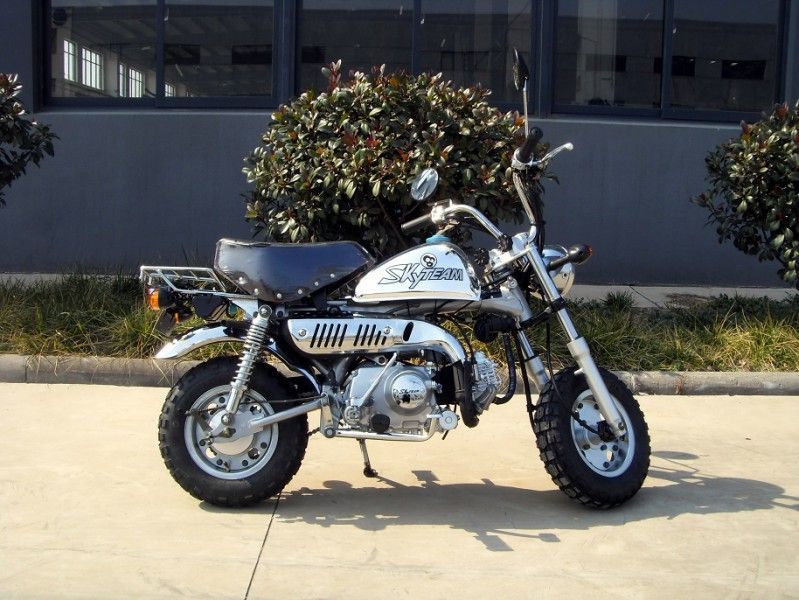 125cc मिनी डर्ट बाइक मोटर साइकिल Motorrad क्रोम संस्करण 4 स्पीड गियर के साथ