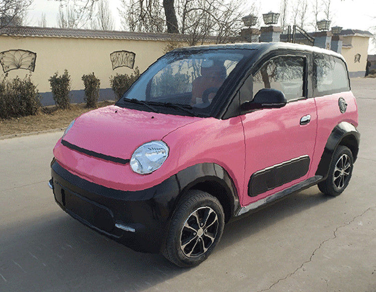 पिंक / ब्लू इलेक्ट्रिक गोल्फ कार्ट 220V 4.2kw 2 सीट इलेक्ट्रिक कार फ्रंट डिस्क / रियर ड्रम के साथ