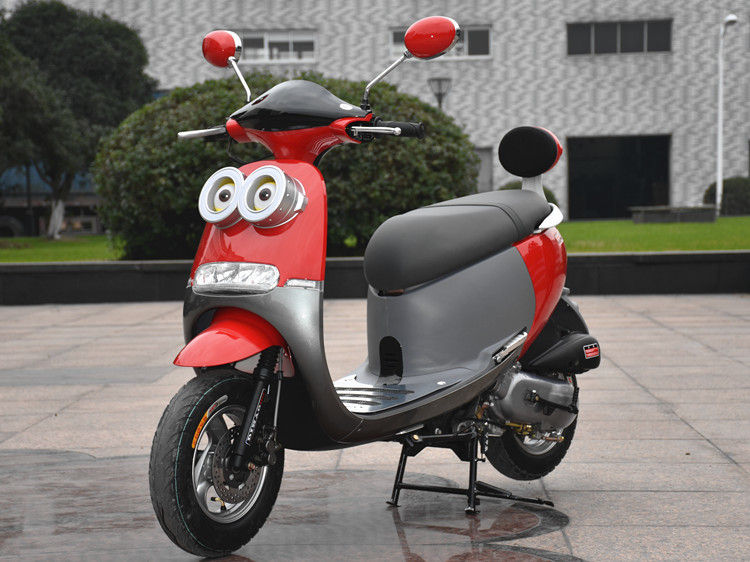 एयर कूल्ड 9.3hp / 7500rpm 12 