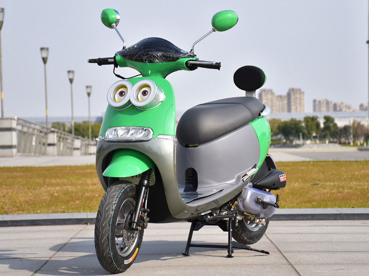 एयर कूल्ड 9.3hp / 7500rpm 12 