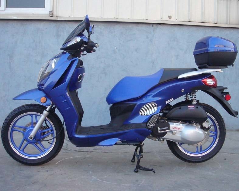 150CC सिंगल सिलेंडर एयर कूल एडल्ट मोटर स्कूटर 4 स्ट्रोक स्कूटर ऑटोमैटिक क्लच