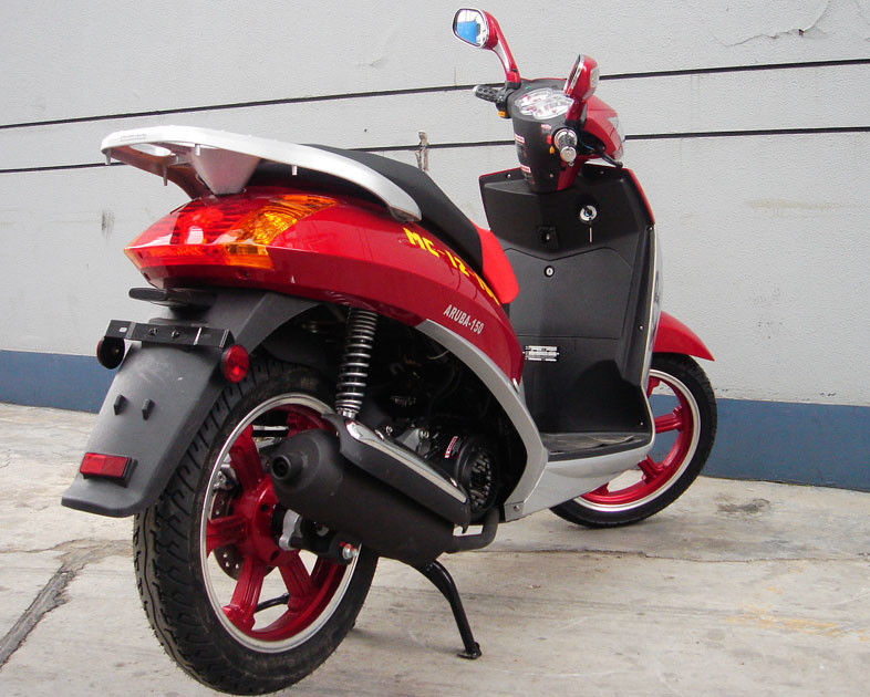 16 इंच टायर एडल्ट गैस स्कूटर 150cc रियर ब्रूम ब्रेक Cvt एयर कूल्ड इंजन