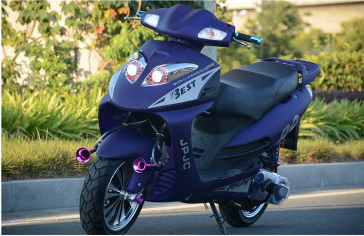 1 सिलेंडर 4 स्ट्रोक एडल्ट मोटर स्कूटर एयर कूलिंग 150cc 59 माइल्स / एच मैक्स स्पीड