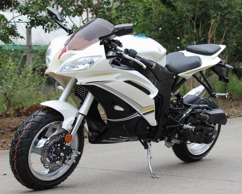 सिंगल सिलिंडर 200cc स्ट्रीट लीगल मोटरसाइकिल 4 स्ट्रोक एयर कूल CVT जिसमें की स्टार्ट स्टार्ट सिस्टम है