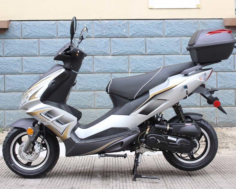 150cc इंजन गैस मोपेड स्कूटर 12 