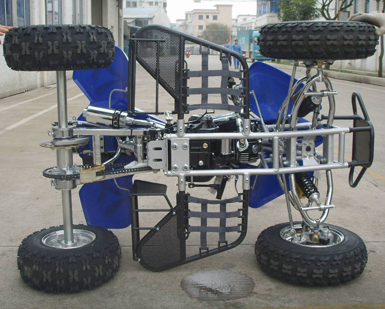 ऑइल कूल्ड स्पोर्ट फोर व्हीलर 125cc 4 व्हीलर मैनुअल क्लच 7.9hp / 7000rpm